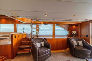 PRIMETIME 98ft Queenship Yacht For Sale