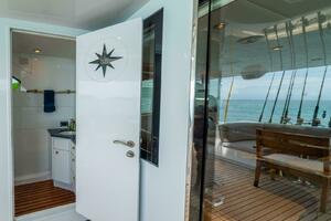 PRIMETIME 98ft Queenship Yacht For Sale