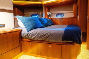 PRIMETIME 98ft Queenship Yacht For Sale