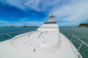 PRIMETIME 98ft Queenship Yacht For Sale