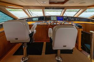 PRIMETIME 98ft Queenship Yacht For Sale