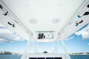 2014 Yellowfin 39 thumbnail 21