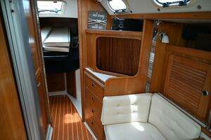 2002 Catalina 36 MKII thumbnail 42