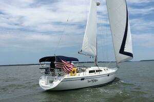 2002 Catalina 36 MKII thumbnail 2
