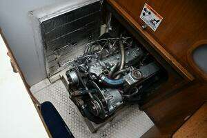 2002 Catalina 36 MKII thumbnail 47