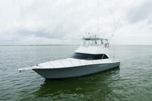 2004 Viking 48 Convertible 