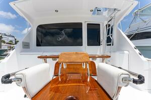 2004 Viking 48 Convertible 