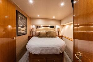 2004 Viking 48 Convertible 
