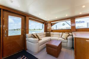 2004 Viking 48 Convertible 