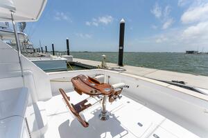 2004 Viking 48 Convertible 