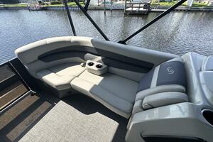 25ft Barletta Yacht For Sale