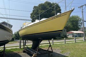 30ft Pearson Yacht For Sale