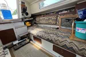 30ft Pearson Yacht For Sale