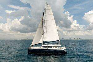 BellaMaggio 48ft Fountaine Pajot Yacht For Sale