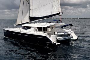 BellaMaggio 48ft Fountaine Pajot Yacht For Sale
