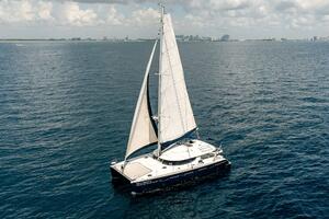 BellaMaggio 48ft Fountaine Pajot Yacht For Sale