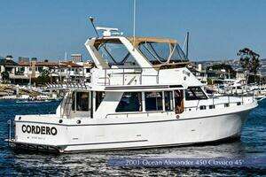  2001 Ocean Alexander 450 Classico Sedan Yacht For Sale in San Pedro CA