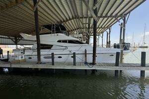1993 Johnson 56 High Tech Motor Yacht thumbnail 5