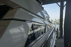 1993 Johnson 56 High Tech Motor Yacht thumbnail 12