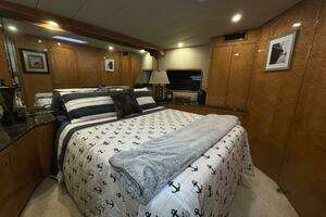 1993 Johnson 56 High Tech Motor Yacht thumbnail 74