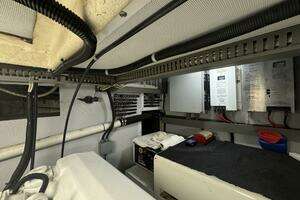 1993 Johnson 56 High Tech Motor Yacht thumbnail 100