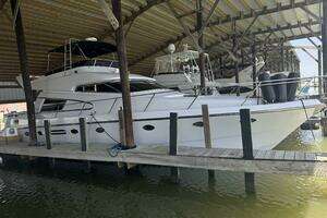 1993 Johnson 56 High Tech Motor Yacht thumbnail 2