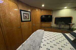 1993 Johnson 56 High Tech Motor Yacht thumbnail 73