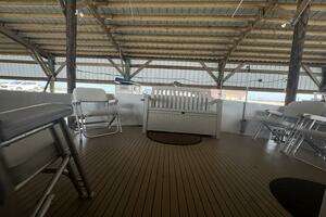 1993 Johnson 56 High Tech Motor Yacht thumbnail 27