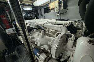 1993 Johnson 56 High Tech Motor Yacht thumbnail 95