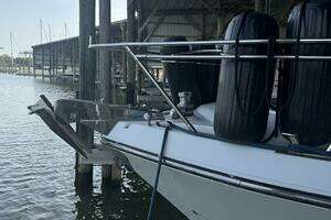 1993 Johnson 56 High Tech Motor Yacht thumbnail 16