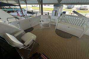 1993 Johnson 56 High Tech Motor Yacht thumbnail 28