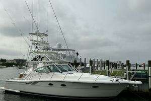 2001 Tiara Yachts 3800 Open thumbnail 7