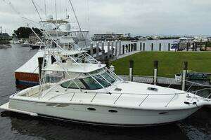 2001 Tiara Yachts 3800 Open thumbnail 4