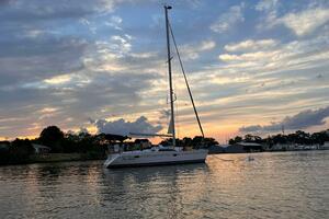 Sea Bella 35ft Catalina Yacht For Sale