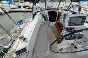 Sea Bella 35ft Catalina Yacht For Sale