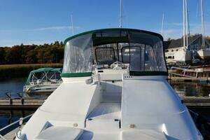 1993 Mainship 40 Sedan Bridge thumbnail 17