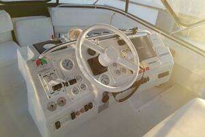 1993 Mainship 40 Sedan Bridge thumbnail 13