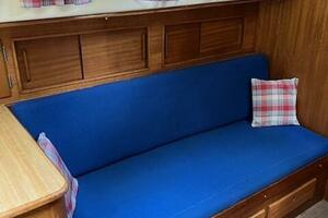 Port Settee