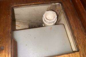 1984 J Boats J/35 thumbnail 39