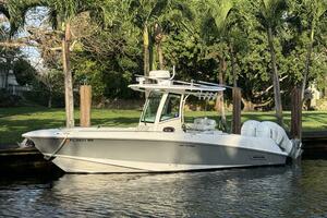 28ft Boston Whaler Yacht For Sale