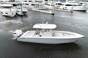 33FT (10.29M) JUPITER yacht for sale
