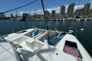  2010 Lagoon  Yacht For Sale in Honolulu 