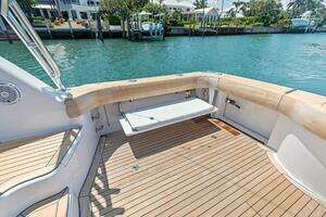 2016 Hatteras thumbnail 28
