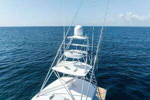 2016 Hatteras thumbnail 8