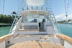 2016 Hatteras thumbnail 35