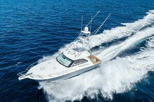 2016 Hatteras thumbnail 20