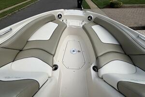 Photo 5365421 for 2007 Sea Ray 240 Sundeck  