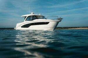 In Stock 27ft Beneteau Yacht For Sale