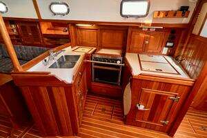 2001 Shannon 43 Cutter thumbnail 20