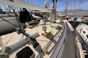 2001 Shannon 43 Cutter thumbnail 8
